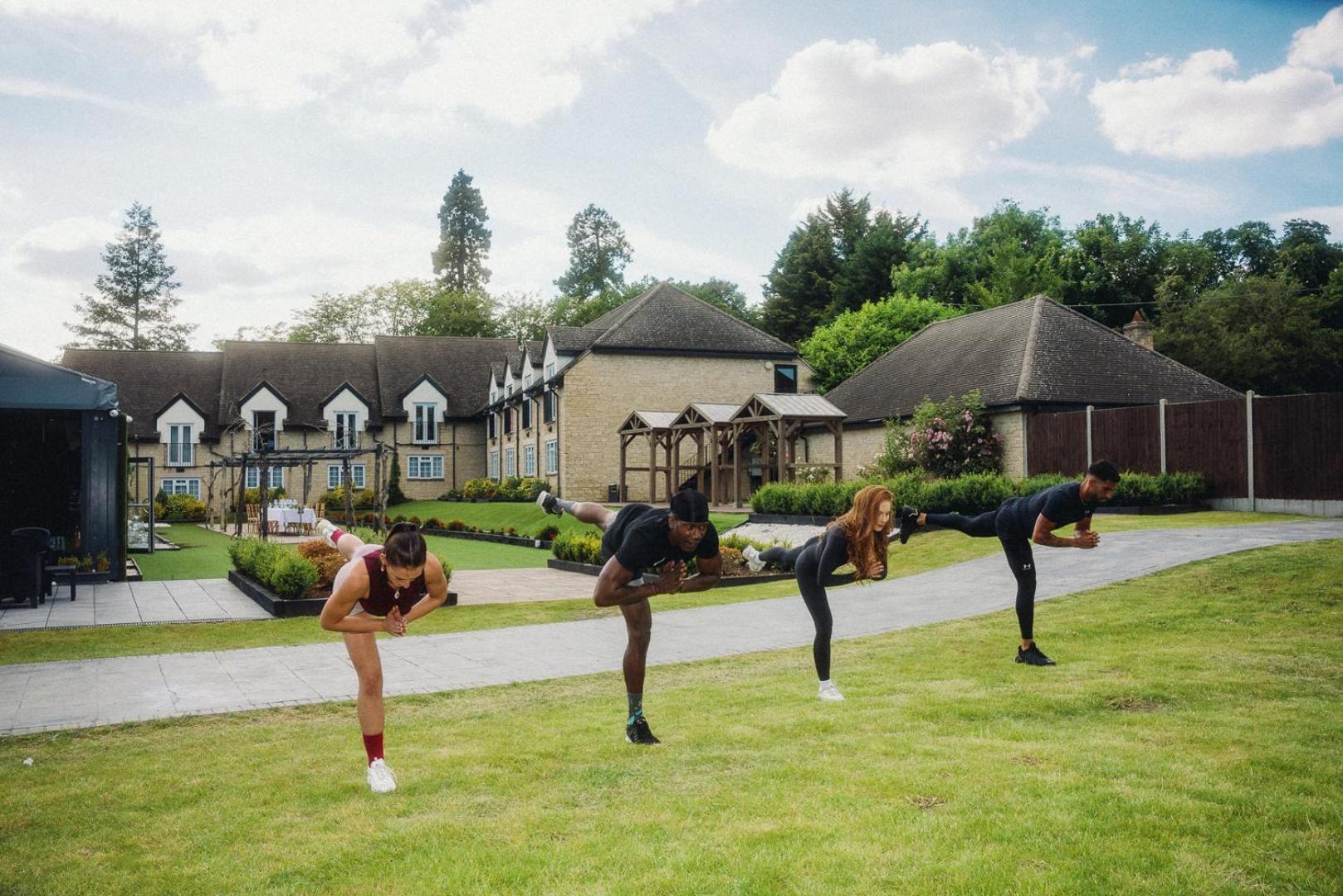 The Chesterton Hotel Bicester Buitenkant foto