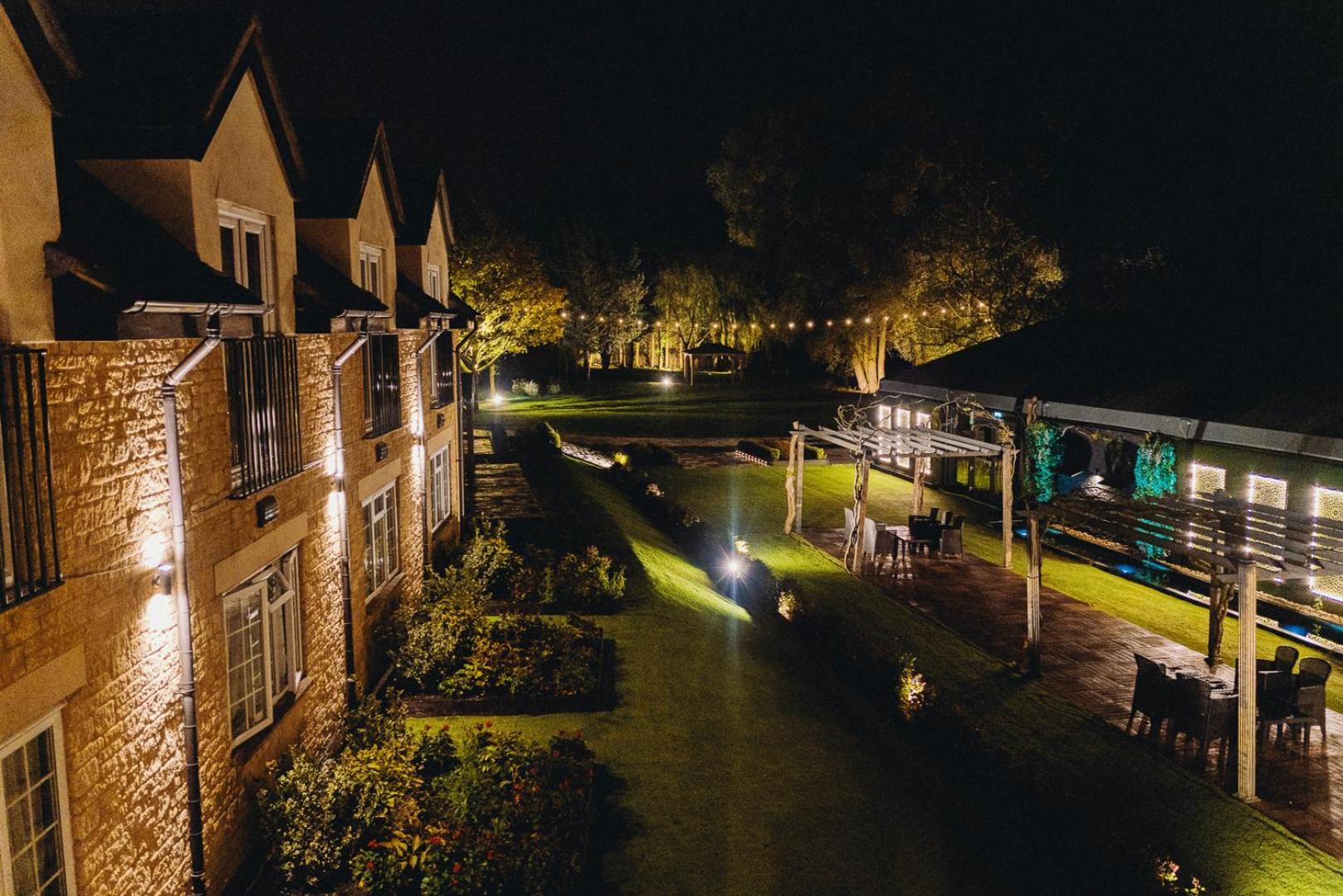 The Chesterton Hotel Bicester Buitenkant foto